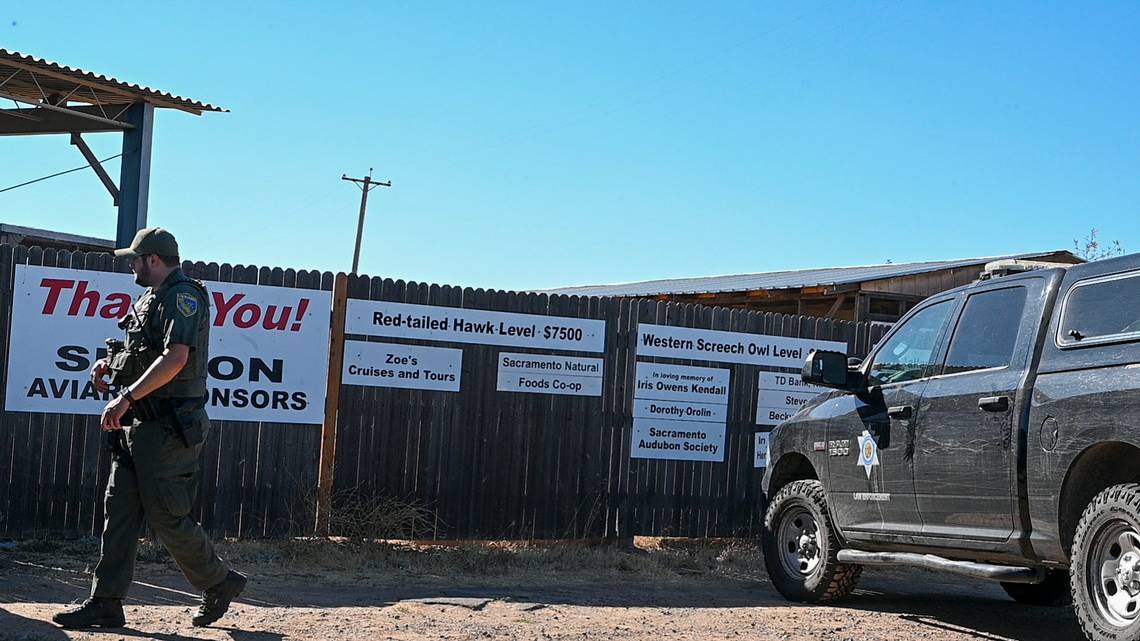 A Fish and Wildlife Service officer walks past signs thanking donors in the Wildlife Welfare Society parking lot on Wednesday. State wildlife officials have temporarily closed the only wildlife rehabilitation facility in Sacramento County to treat thousands of sick and injured animals annually. A Fish and Wildlife Service officer walks past signs thanking donors in the Wildlife Welfare Society parking lot on Wednesday. State wildlife officials have temporarily closed the only wildlife rehabilitation facility in Sacramento County to treat thousands of sick and injured animals annually.